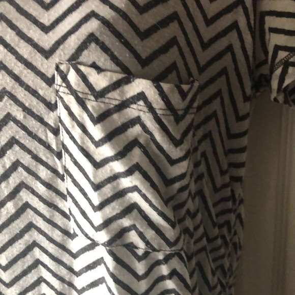 Lululemon T Shirt. Size small - Picture 4 of 7